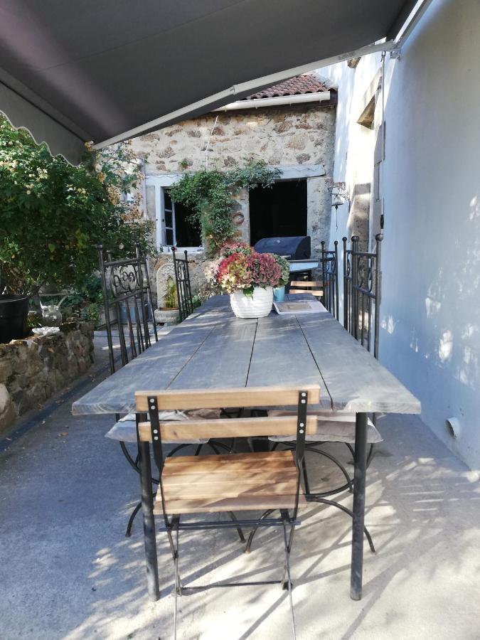Chambre D'Hote Equestre Au Petit Bonheur Chateldon エクステリア 写真