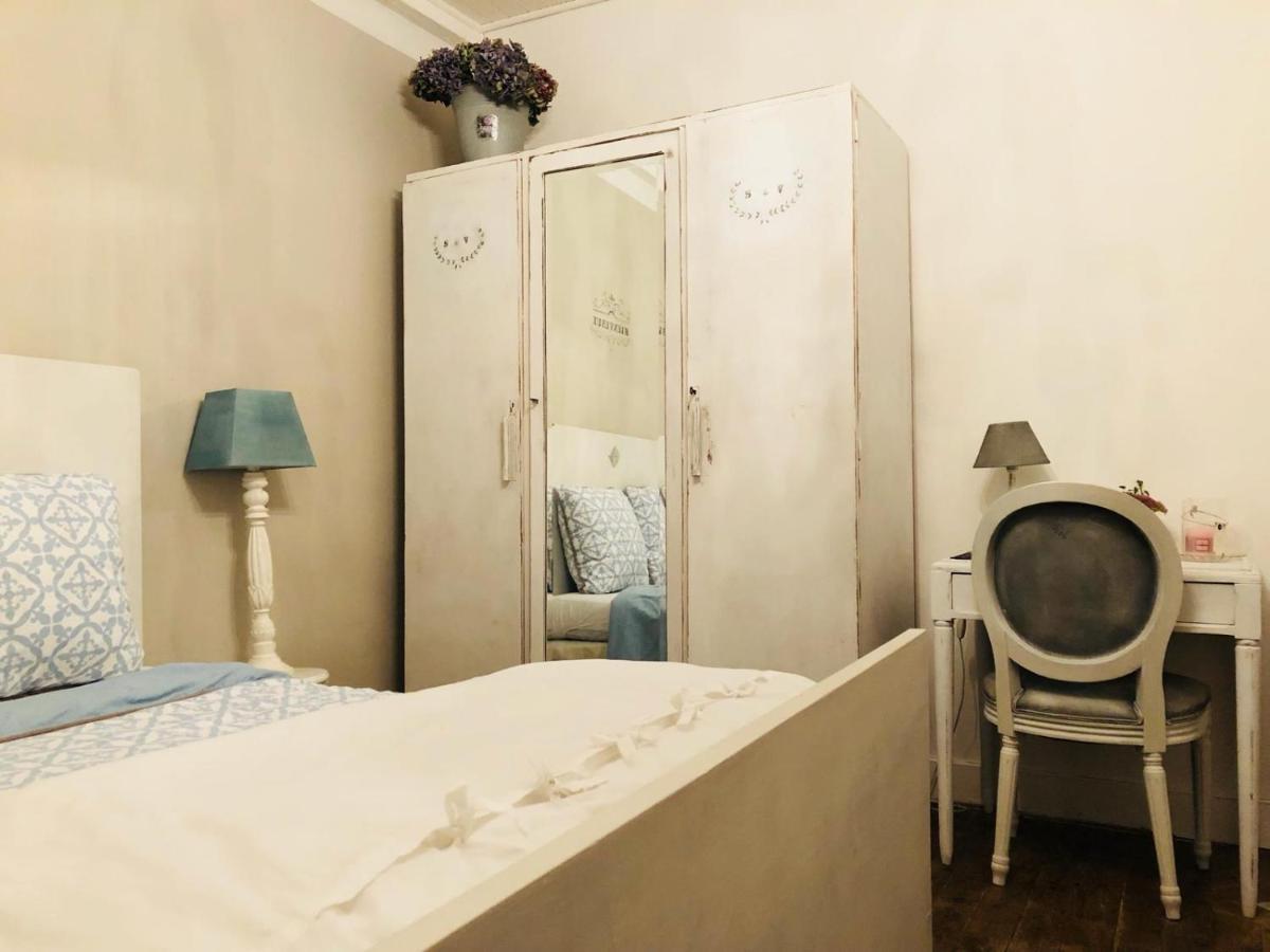 Chambre D'Hote Equestre Au Petit Bonheur Chateldon エクステリア 写真