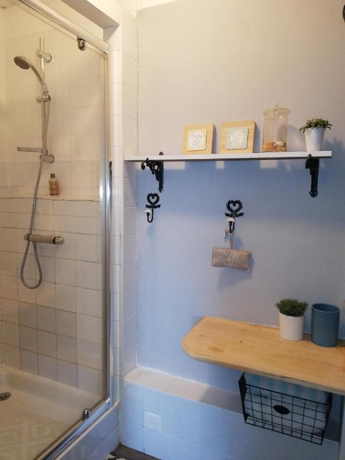 Chambre D'Hote Equestre Au Petit Bonheur Chateldon エクステリア 写真